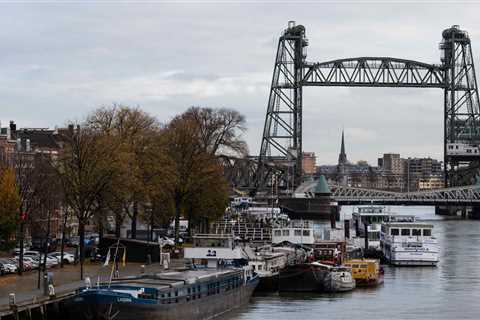 Rotterdam to Dismantle Bridge for Jeff Bezos’s Superyacht