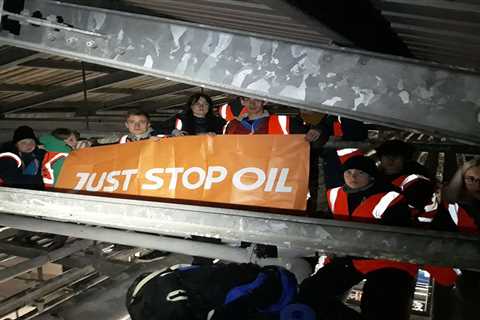 Priti Patel to grab new powers to stamp out ‘mob rule’ of Just Stop Oil protests