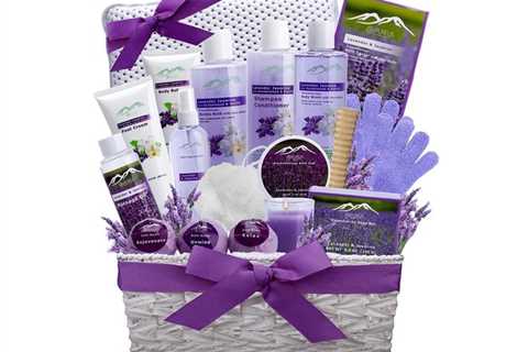 Deluxe Lavender & Jasmine 20-Piece Bathtub & Physique Reward Set Spa Basket with Bathtub..