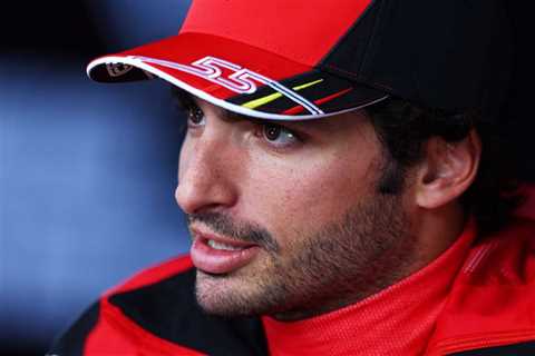  Carlos Sainz always prioritizes Ferrari over himself 