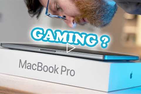 Apple Noob Tries Gaming On A MacBook Pro...