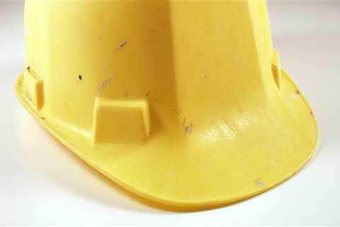 What ppe is used to protect your head from falling debris?