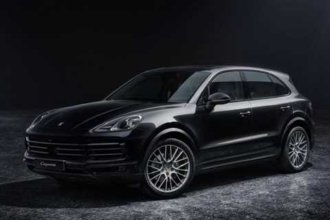 Black Porsche Cayenne