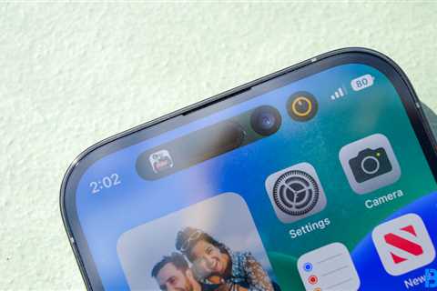 Samsung to start iPhone 15 OLED panel production a month early