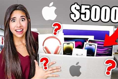 I Gave An Apple Store Employee $5,000 To Make Me A Mystery Box!