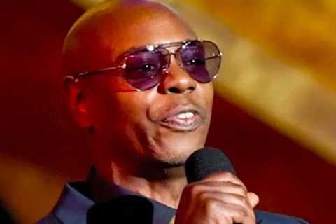 Dave Chapelle Prompts Walkout, Heckling After Talking About Gaza Deaths