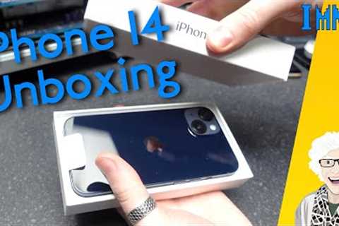 iPhone 14 Unboxing (extended ramble)