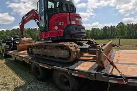 New Gooseneck Equipment Trailer Has Arrived!!