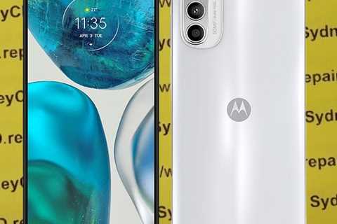 What is the display of the Moto G52?