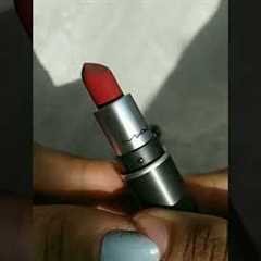 MAC Ruby Woo Mini Retro Matte Lipstick #maccosmetics #redlipstick #makeup