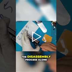 Safely Removing Phone Display: Expert Tips & Tricks [Z FLIP 5] | Sydney CBD Repair