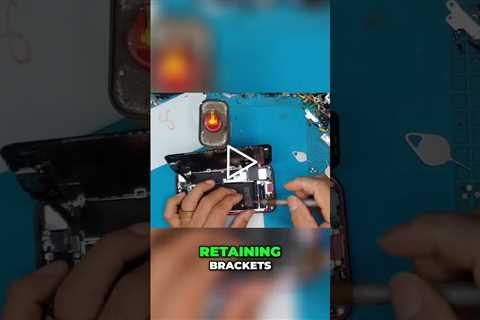 Line Holder Tool: Securing Retaining Brackets at 90 Degrees [IPHONE 8] | Sydney CBD Repair