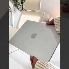 MacBook Air M4 Silver Unboxing – First Look & Impressions!