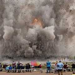 Massive Eruption At Yellowstone: Magnitude 5.3 quake Just hit Yellowstone Steamboat Geyser erupt Big