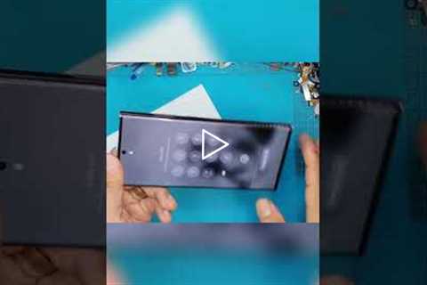 Galaxy S22 Ultra Screen Repair: Damaged Display Fix! [GALAXY S22 ULTRA] | Sydney CBD Repair