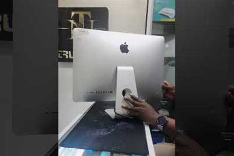 Apple iMac 2015  22 intel Core i5-5250U 8GB RAM 1TB HDD Full HD Display ksh.45000