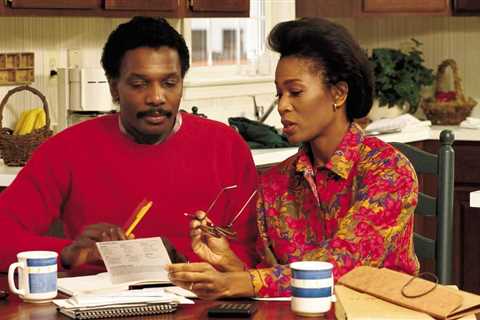 Microsoft might make you buy a new Windows 11 PC to keep using Office 365