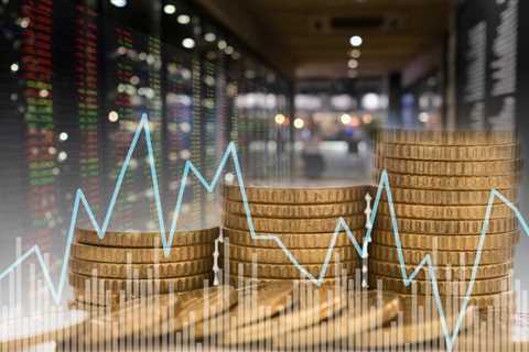 Dear Oura: Challenge Apple at your own risk